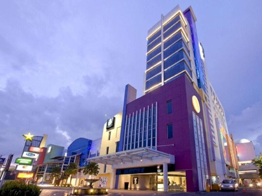 Ts Suites Surabaya Exterior photo